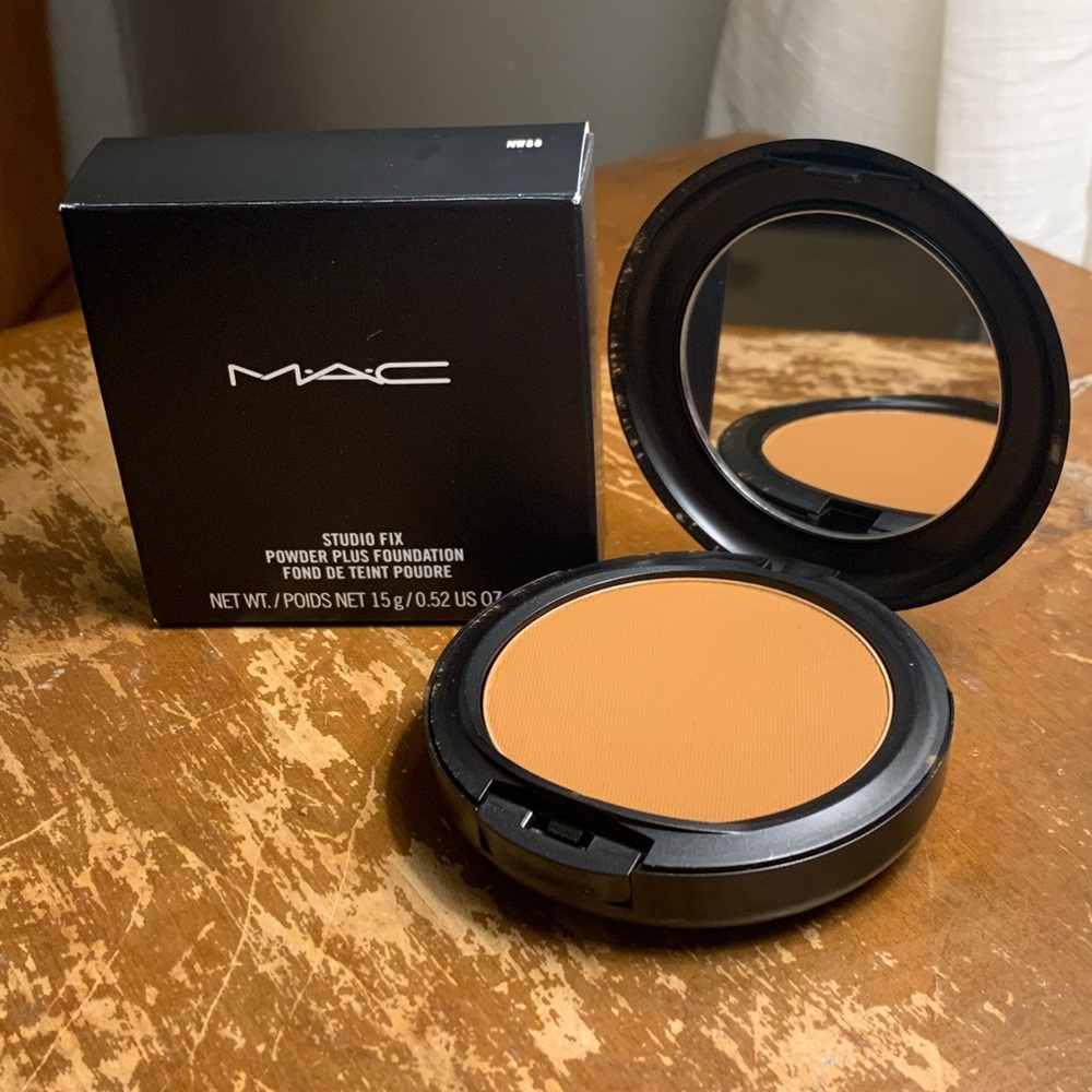 MAC Studio Fix Powder Foundation - Dark